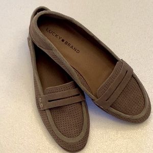 Lucky Brand Caylon Suede Loafers  New without tags